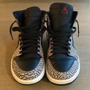 Jordan 1. Authentic. Used. Size 10.5. 9.5/10